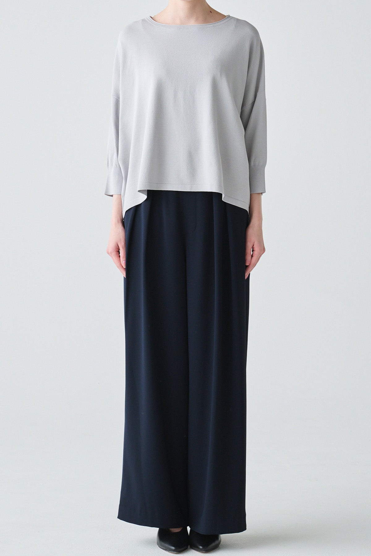 ハイストレッチドロップショルダープルオーバー