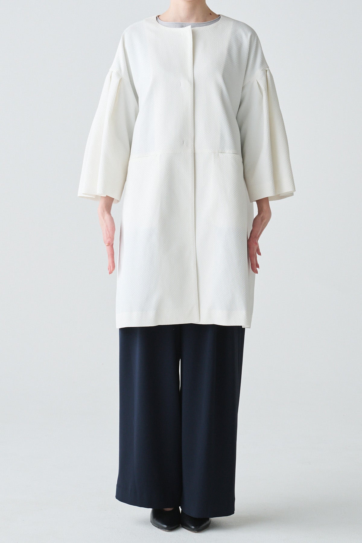 ボリュームスリーブエアリーコート