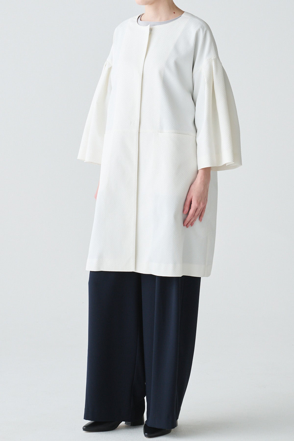 ボリュームスリーブエアリーコート