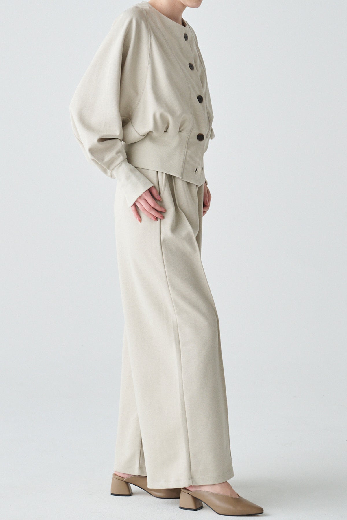 2WAYリブアクセントトップス＆センターシームワイドパンツセットアップ