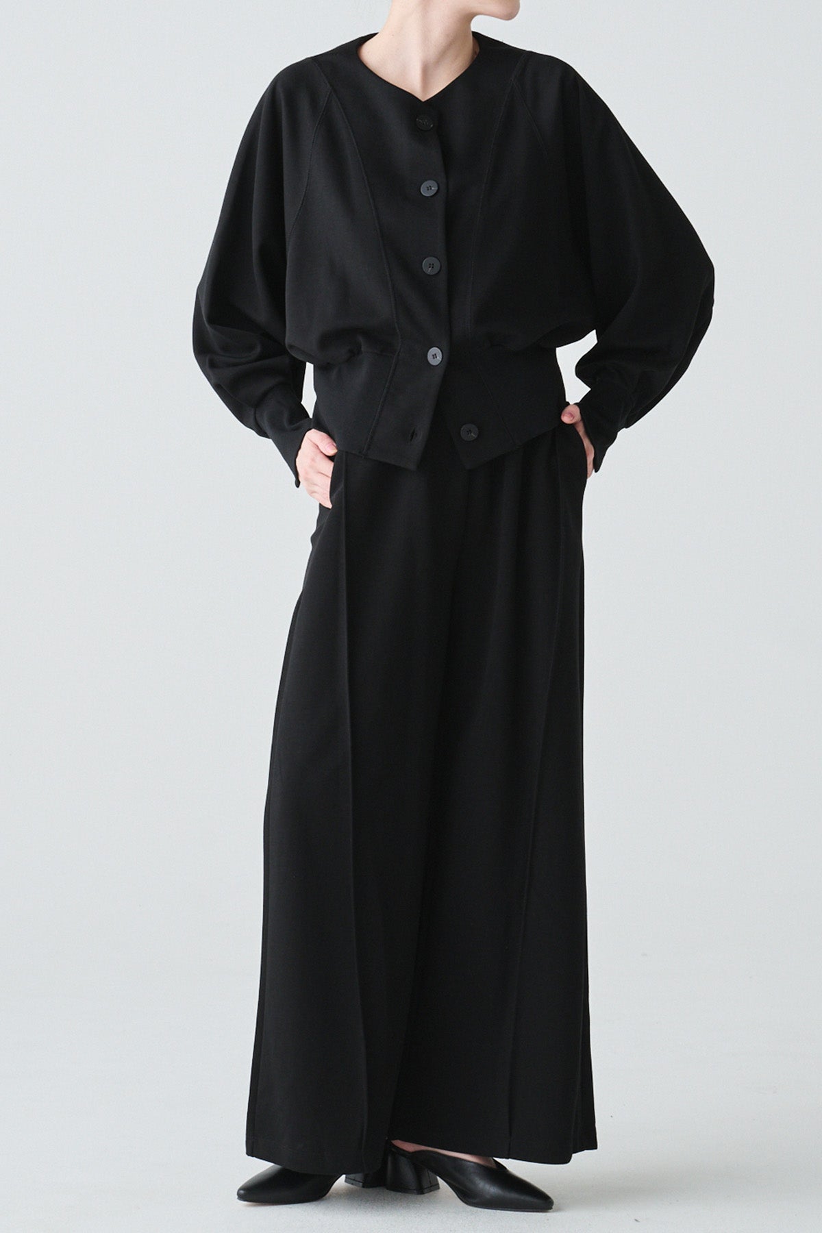 2WAYリブアクセントトップス＆センターシームワイドパンツセットアップ