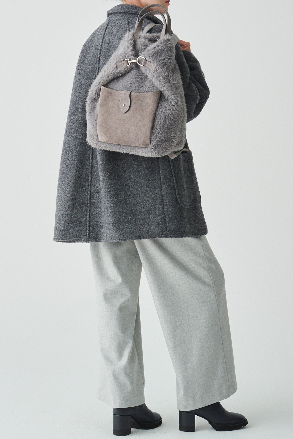 Caterina Bertini 2WAYボア×レザートートバッグ