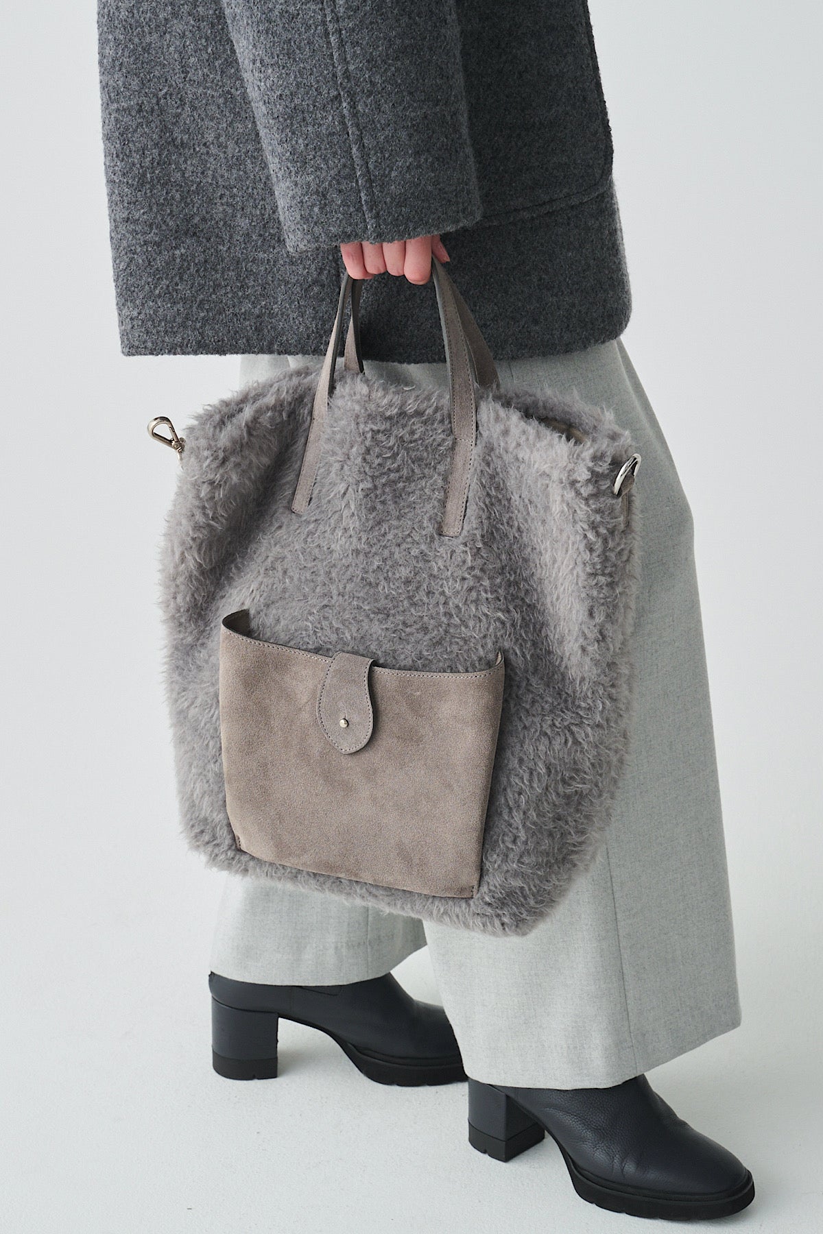 Caterina Bertini 2WAYボア×レザートートバッグ