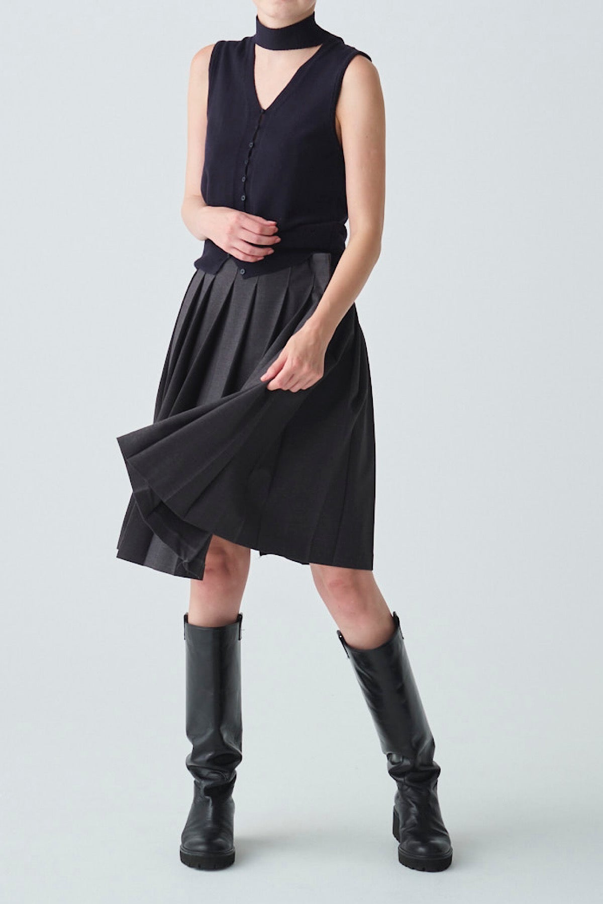 ishi ピークドアクセントプリーツスカート