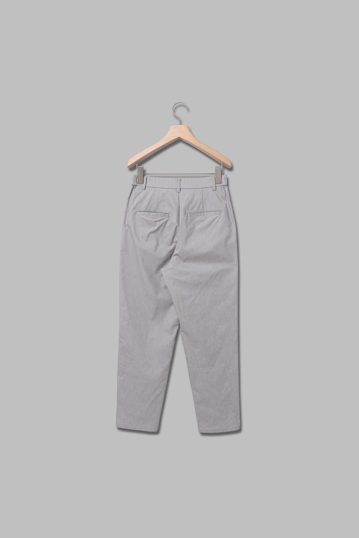 リネン混テーパードパンツ