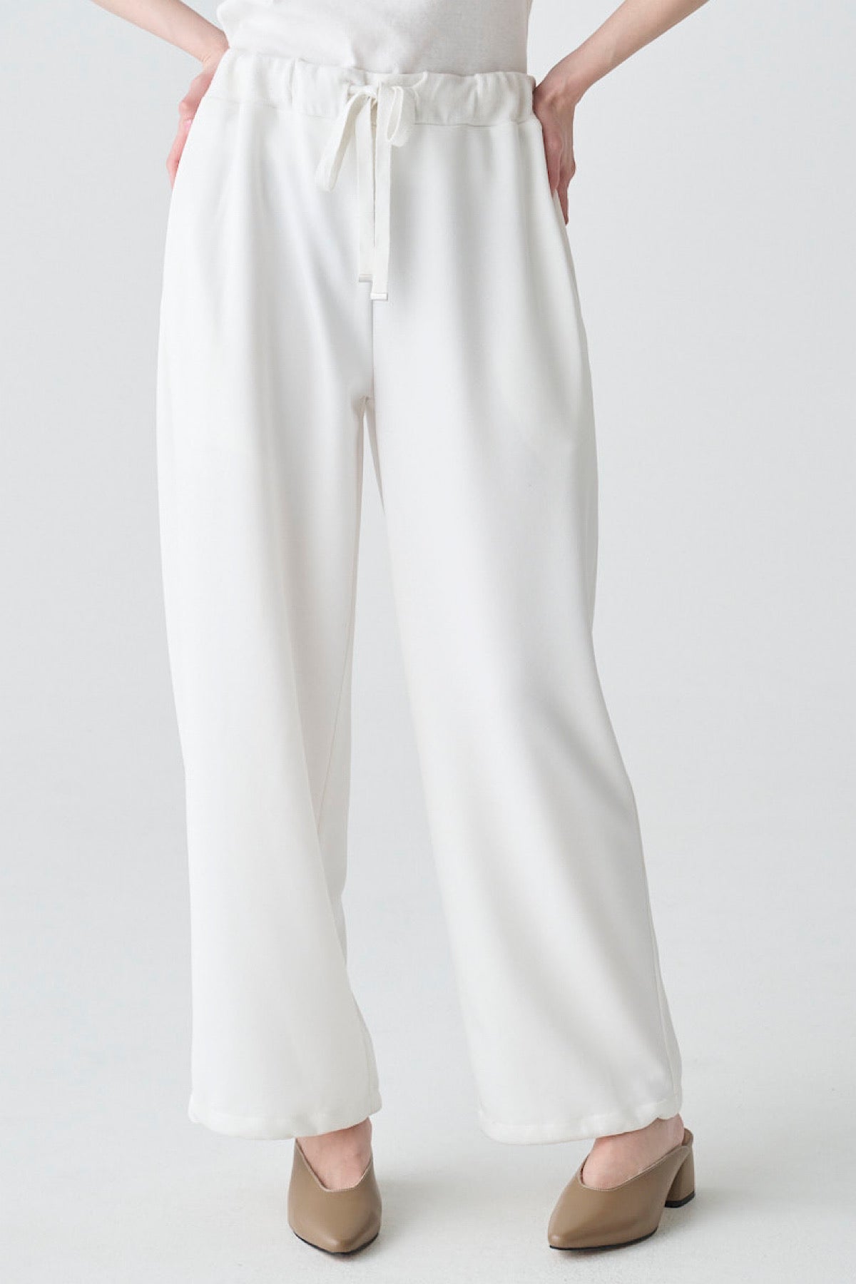 ダブルドロストセミワイドパンツ