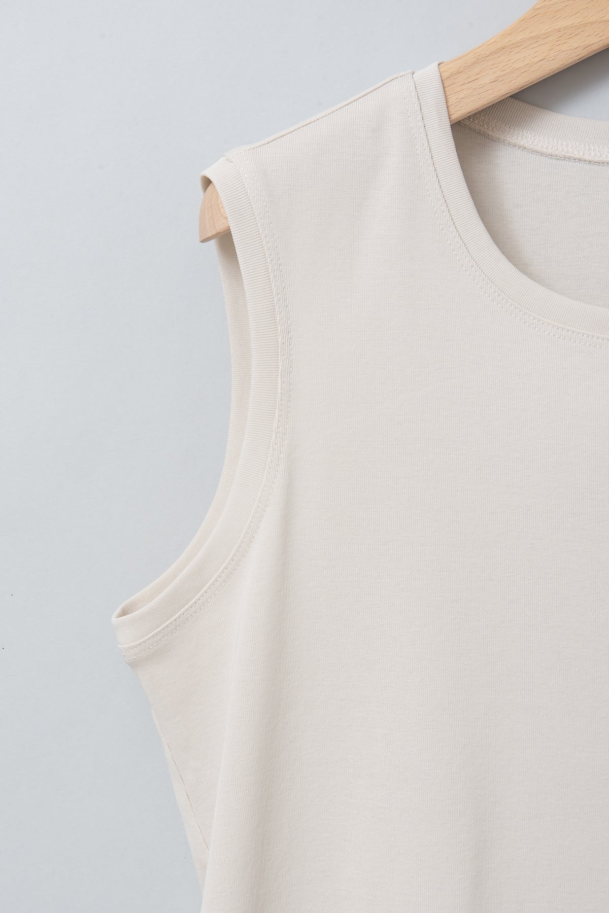 ベーシックタンクトップ