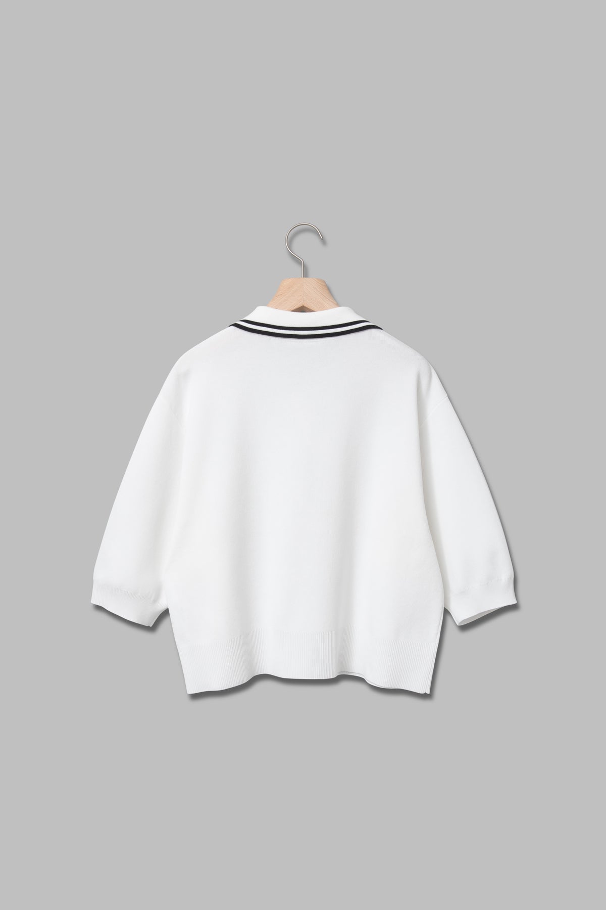 ライン入りポロニット