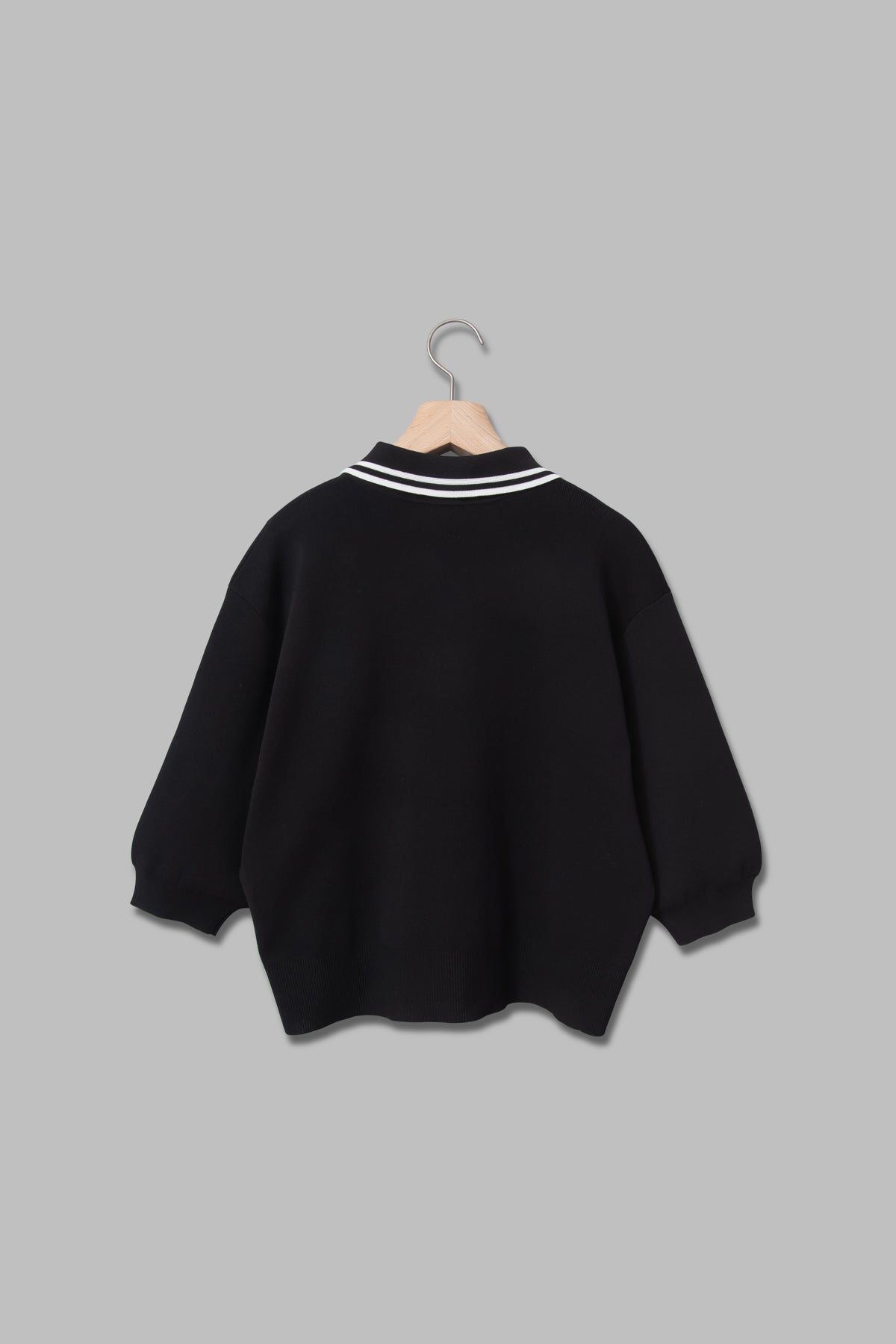 ライン入りポロニット