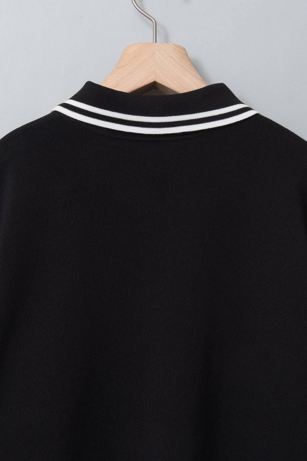 ライン入りポロニット