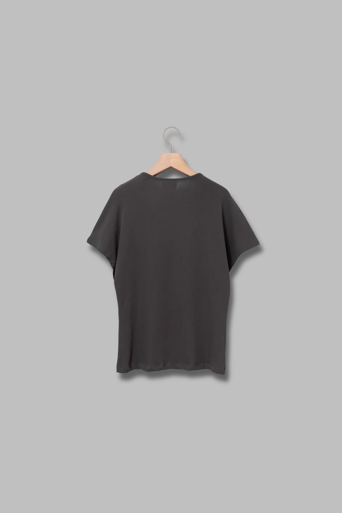 ishi ラウンドネックプレーンプルオーバー