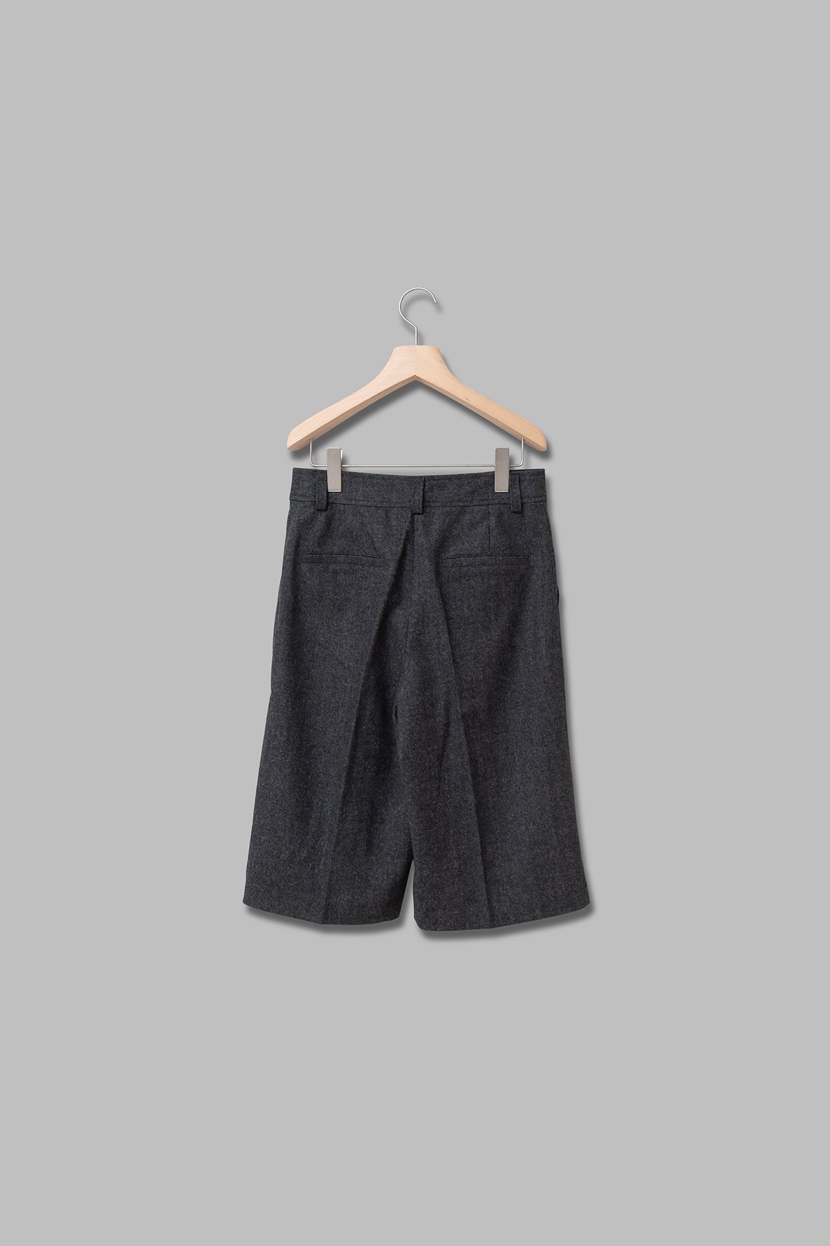 ヘリンボーンセンタープレスハーフパンツ
