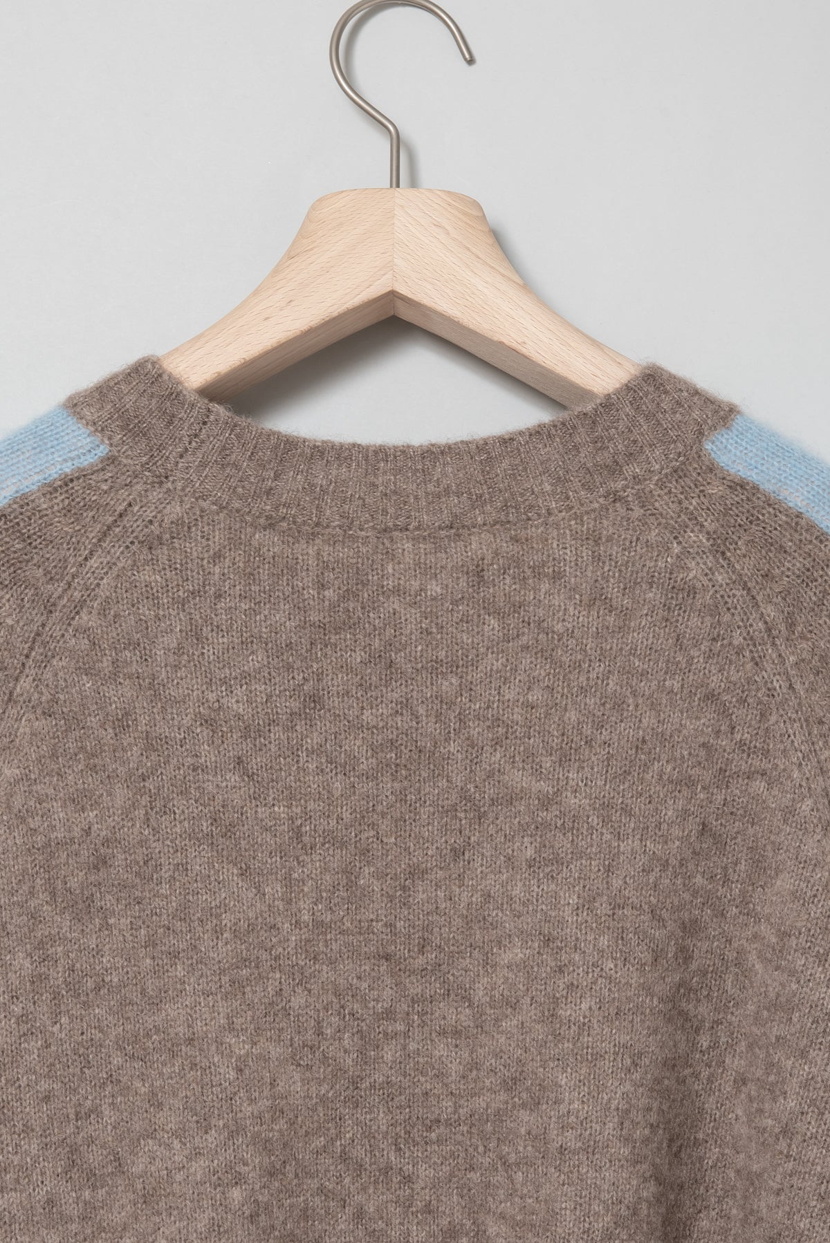 スリーブラインアクセントヤクニット