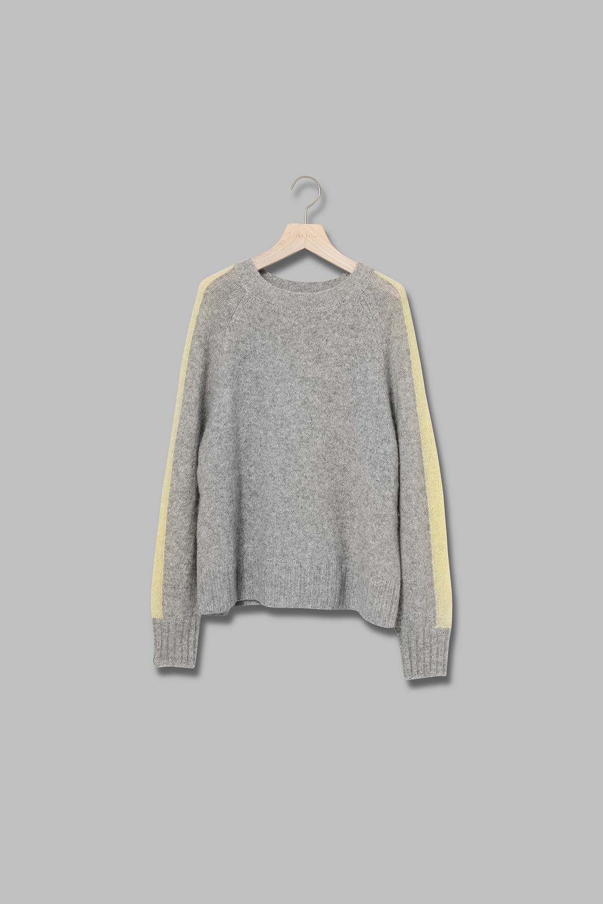 スリーブラインアクセントヤクニット