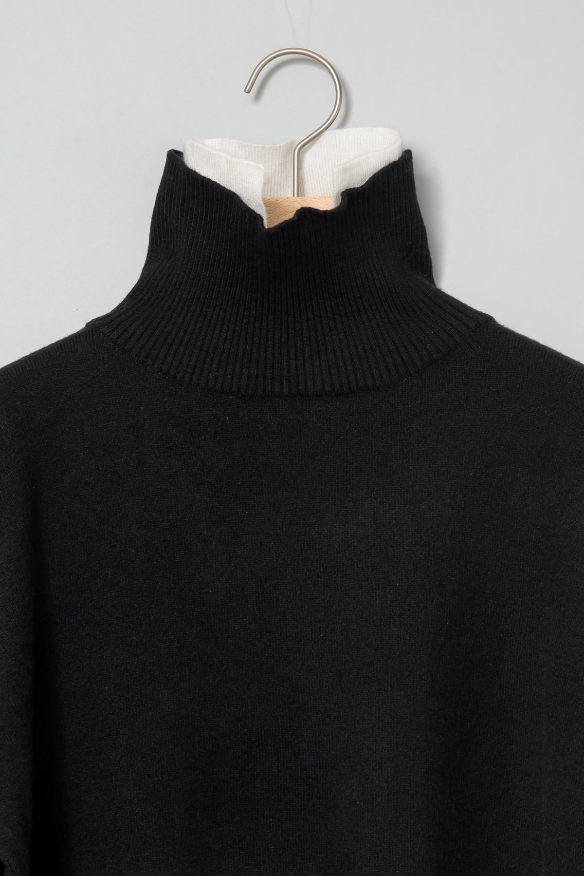 レイヤードカラーウール混ニット