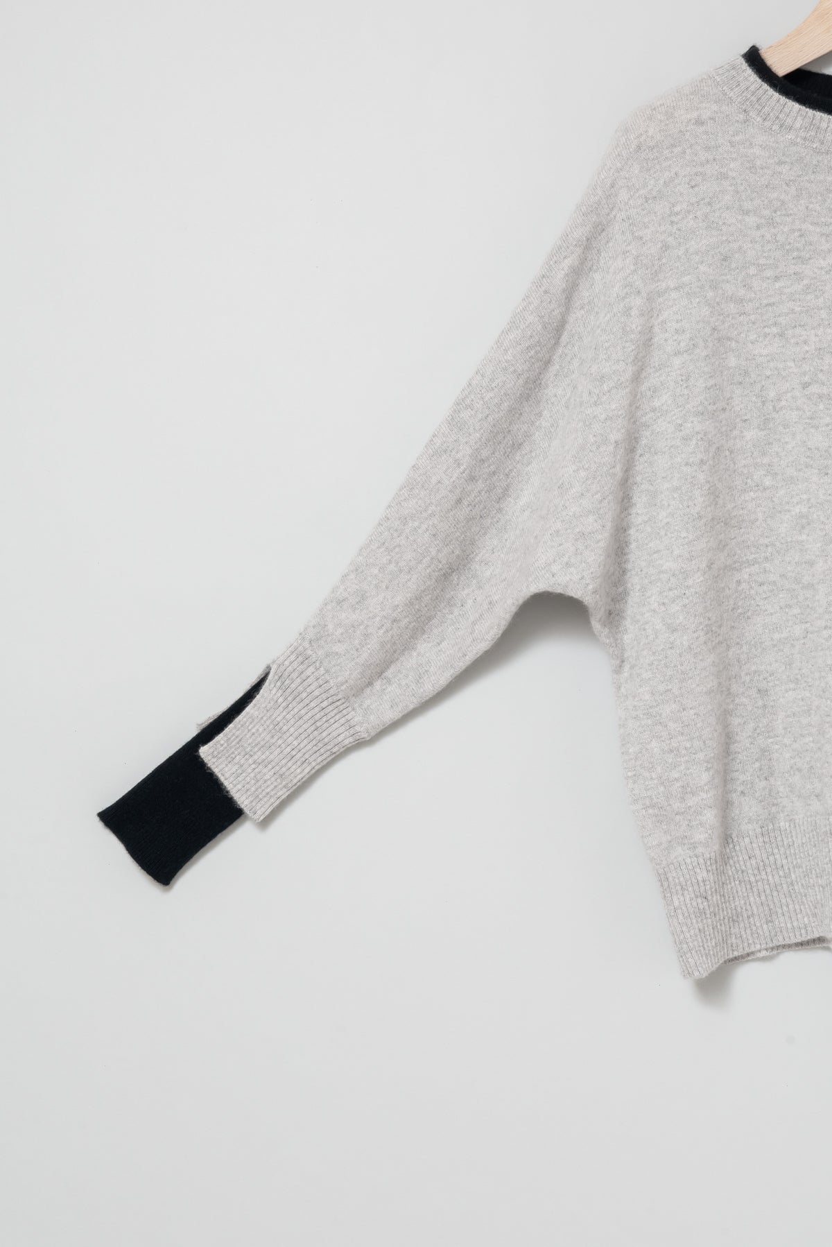 バイカラーレイヤードカフカシミヤニット