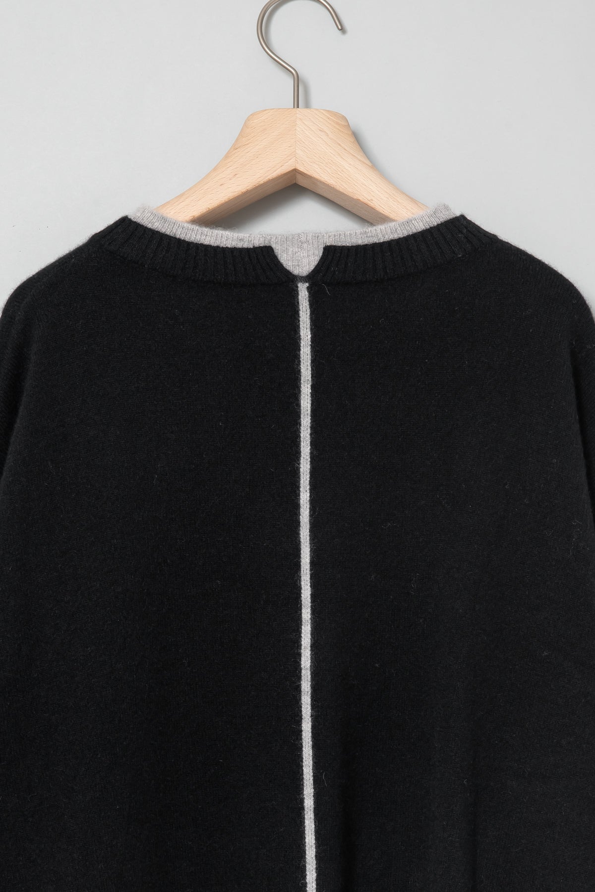 バイカラーレイヤードカフカシミヤニット