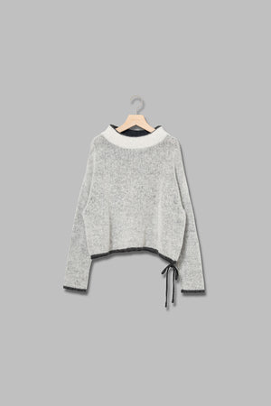 オフホワイト×チャコールグレー