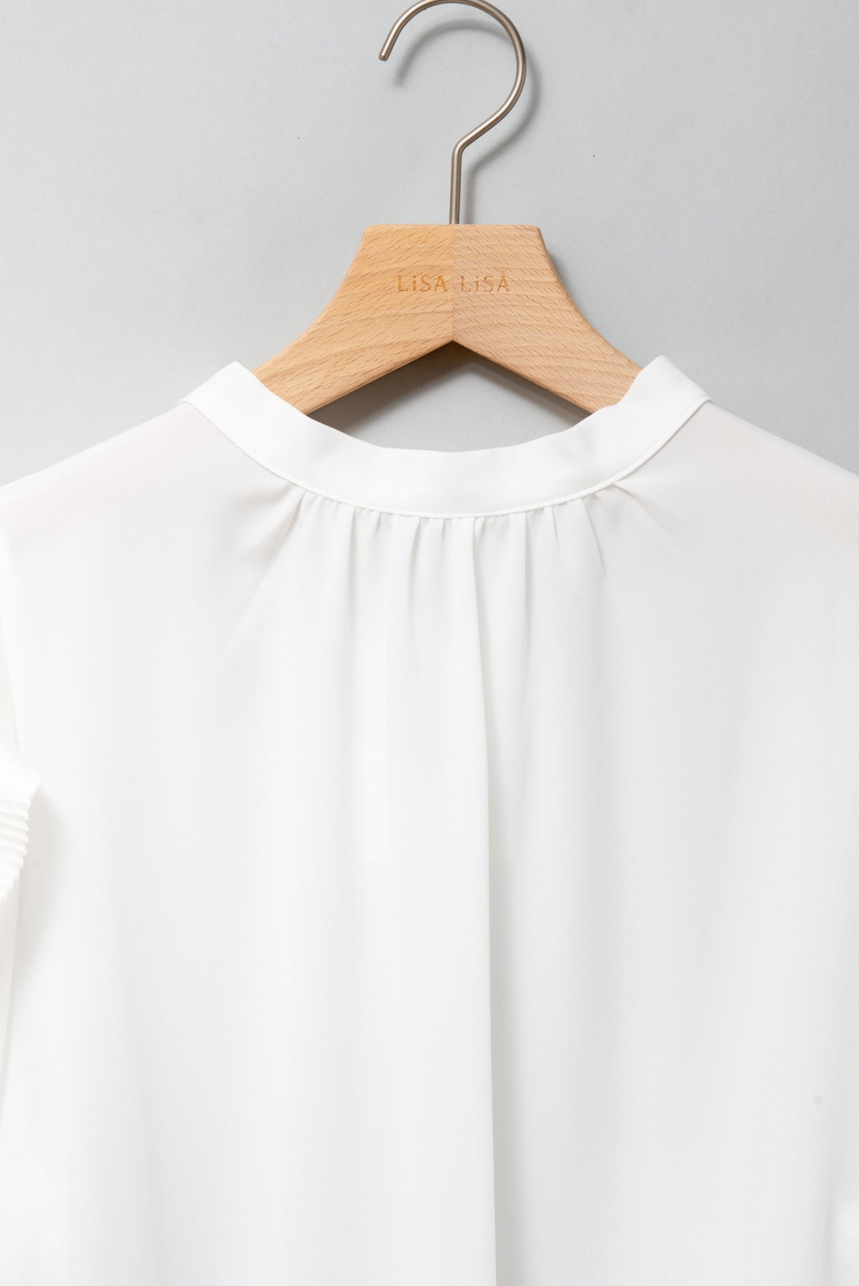 2WAYプリーツデザインスリーブブラウス