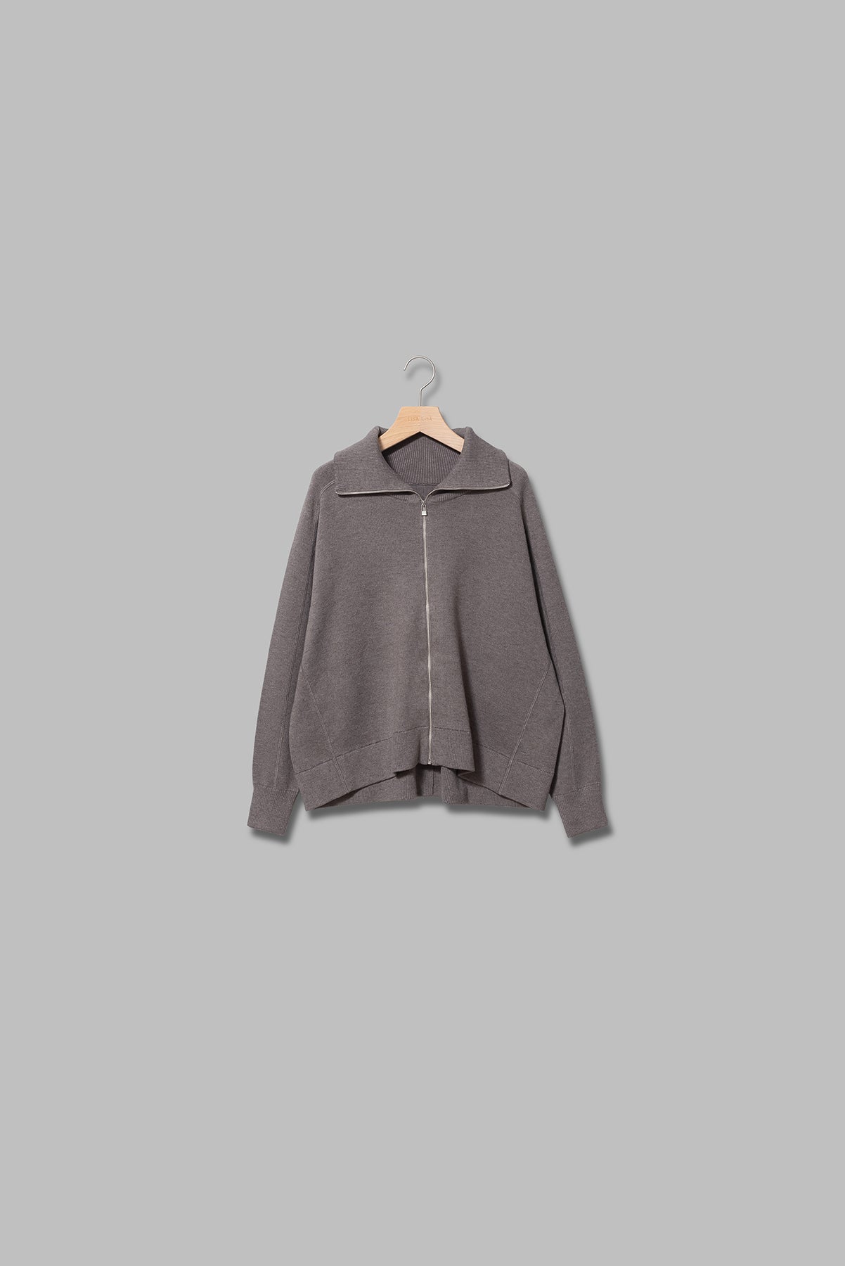 リサリサ 芦屋　 シャイニーエアリーニットカーディガン CARDIGAN – LiSA LiSA ONLINE SHOP